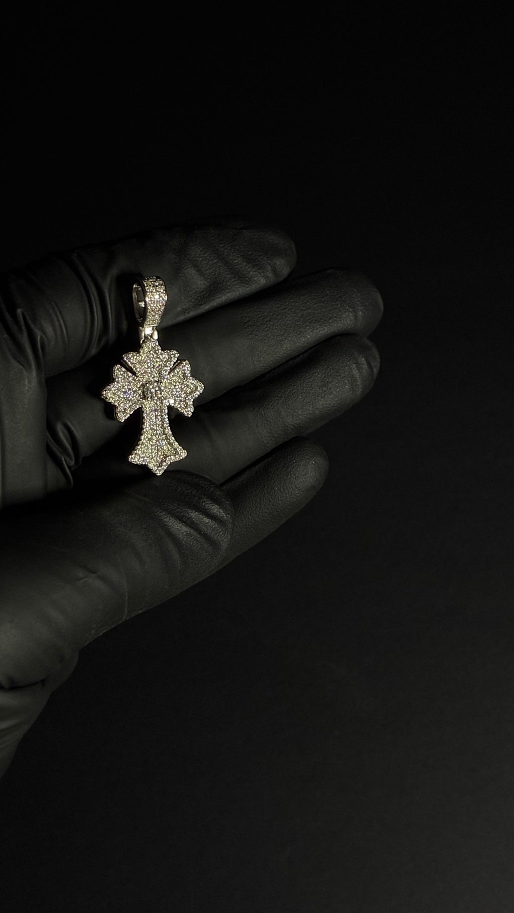 1.16 Carat 14K White Gold Plated 925 Sterling Silver Moissanite Cross Pendant