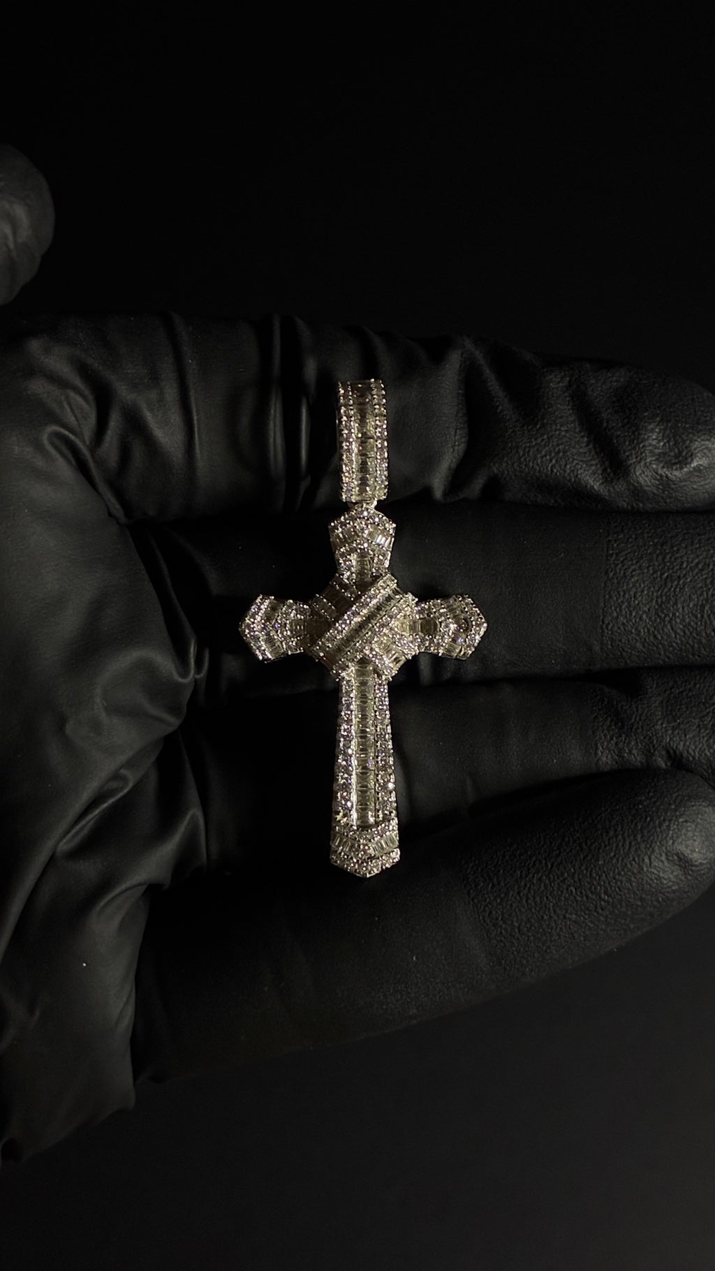2.5 Carat 14K White Gold Plated 925 Sterling Silver Moissanite Baguette Cross